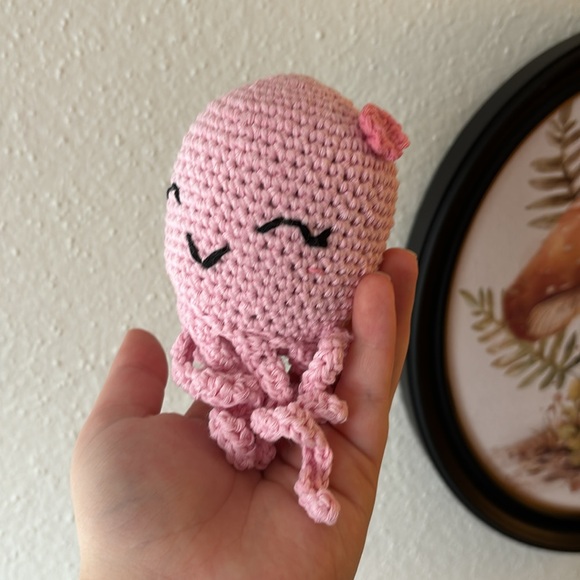 Molly The Octopus - Picture 2 of 4